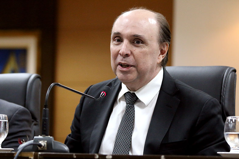 Samuel Meira.