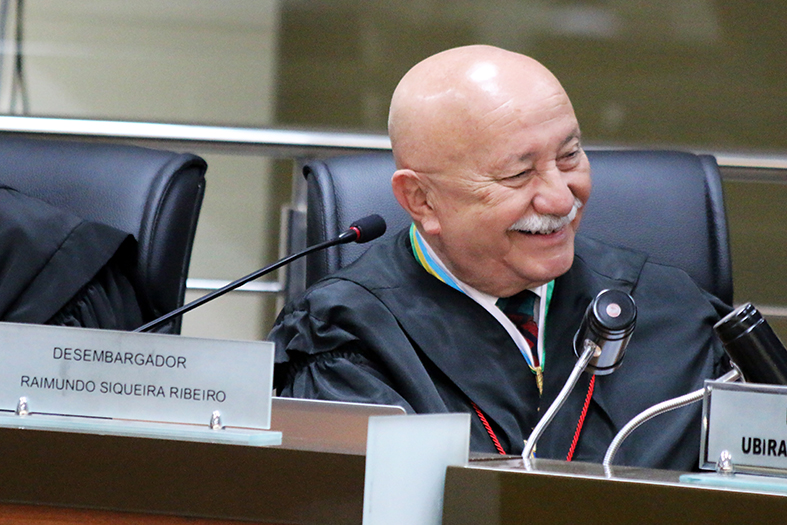 Raimundo Siqueira.