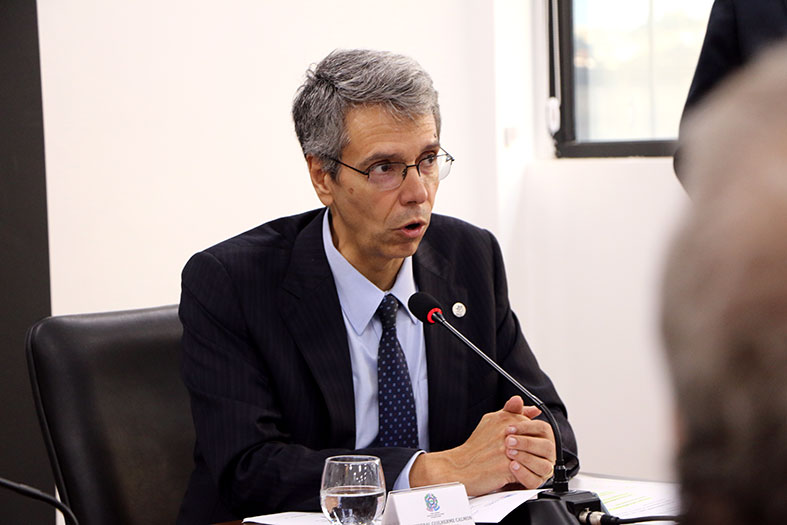 Guilherme Calmon.