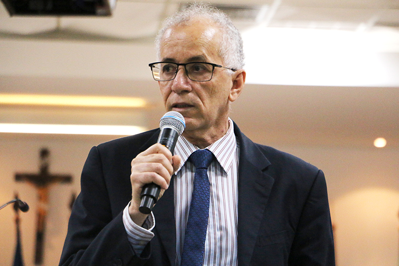 Ezequiel Turíbio.