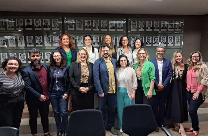 Coordenadoria da Infância e Juventude do TJES marca presença no Seminário Estadual sobre Orfandade e Direitos