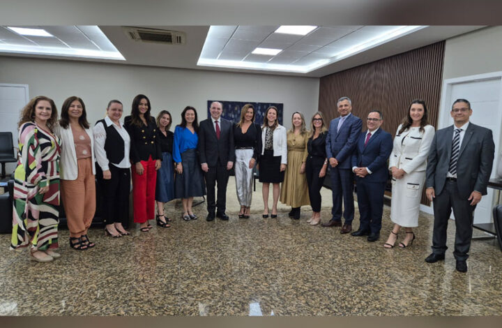 Presidente do TJES recebe conselheira Renata Gil, do Conselho Nacional de Justiça