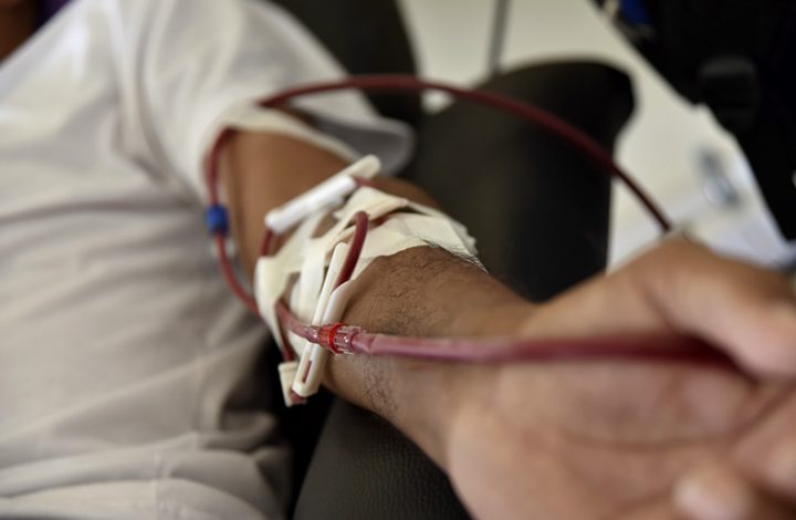 Justiça autoriza transfusão em idoso impedido de receber sangue por motivos religiosos
