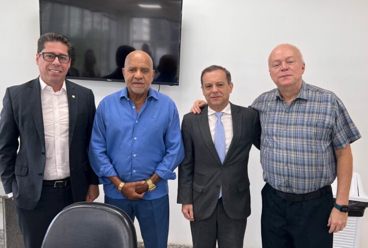 Memória do Judiciário foi pauta central do encontro entre ALES e Corregedoria Geral da Justiça