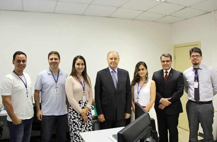 Presidente do TJES agradece empenho de servidores da STI pela expansão do PJe