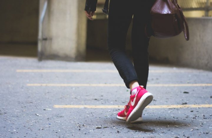 Mulher que alegou ter torcido o tornozelo em rua de Cariacica tem pedido de indenização negado
