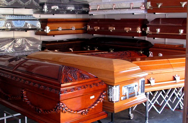 Funerária deve indenizar moradora de Linhares por não prestar o serviço para o qual foi contratada
