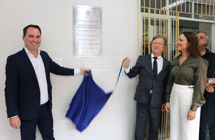 Presidente do TJES inaugurou reforma do Fórum de Iconha nesta segunda-feira, 14