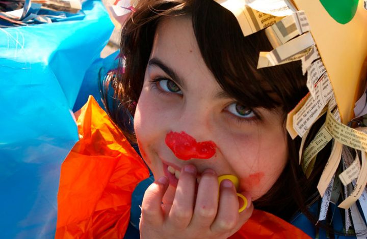 Portaria da 1ª Vara da Infância e da Juventude de Vitória traz orientações para famílias curtirem o Carnaval