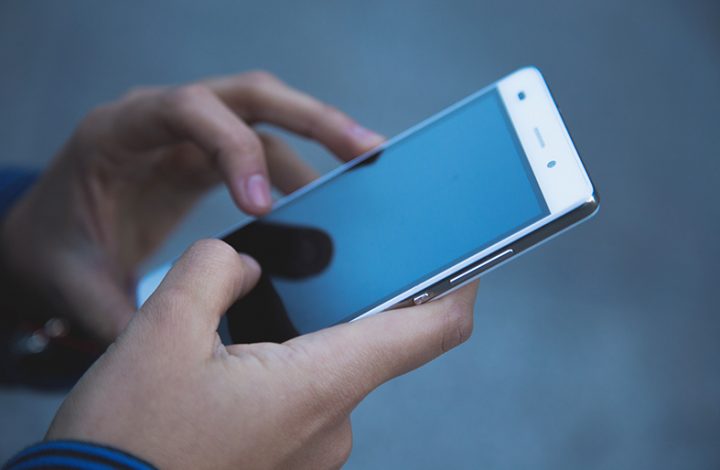 Companhia telefônica deve desativar chamada de espera que tocava sertanejo universitário