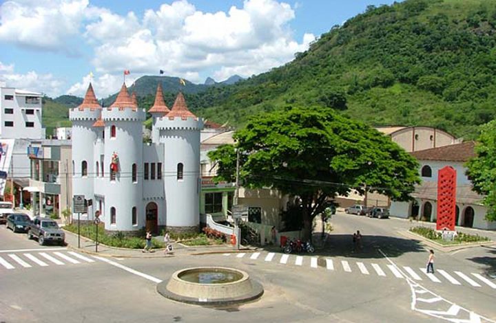 Companhia de Saneamento é condenada por mau cheiro em Castelo