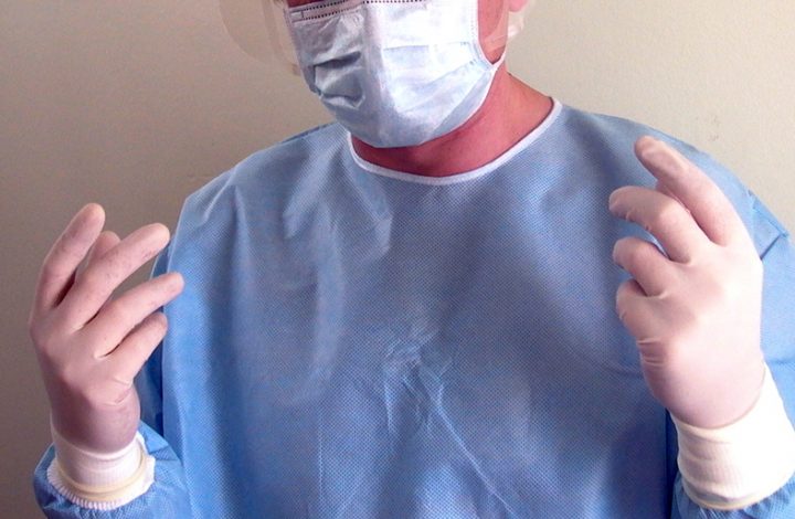 Médico terá que indenizar paciente por cirurgia plástica nas pálpebras mal sucedida