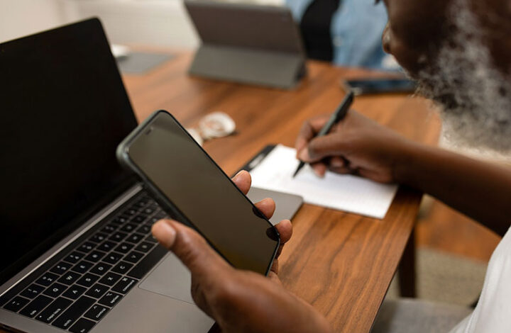 Curso remoto Heteroidentificação: do Racismo às Políticas e Ações Afirmativas acontece de 1º a 7/03