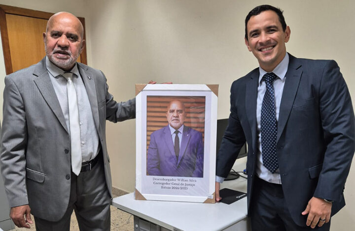 Corregedor-geral da Justiça recebe homenagem em Pancas