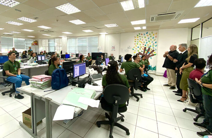 Diretor da Escola da Magistratura do Tribunal de Justiça do Espírito Santo se reúne com representantes de Escola de Libras