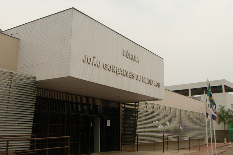 Fachada do Fórum da Comarca de Aracruz/ES.