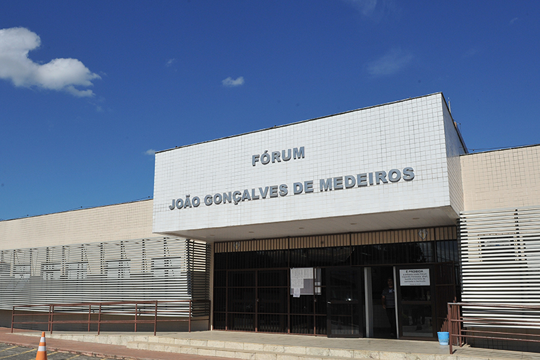 Fachada do Fórum da Comarca de Aracruz/ES.