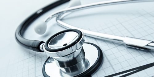 Detalhe de um estetoscópio.