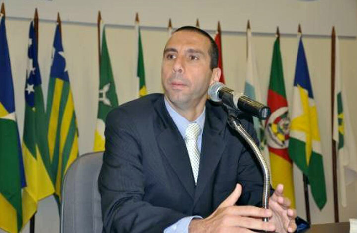 Juiz Claudio Amin, da Justiça Militar da União, fala sobre a legislação penal militar