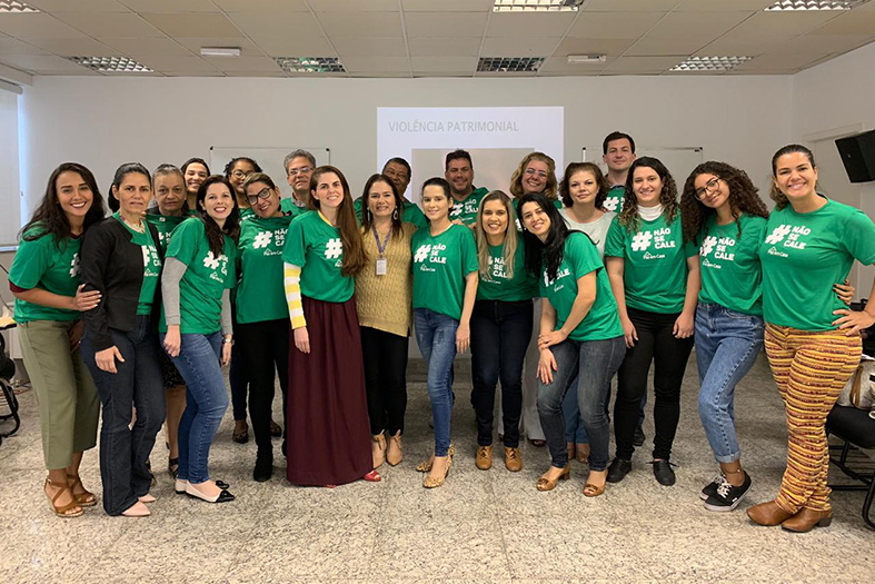 a turma que estava fazendo o curso reunida