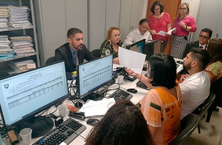Cidadãos e empresas com débitos fiscais na Serra ainda podem negociar suas dívidas