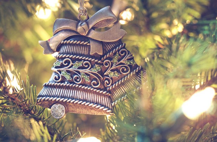 Empresa de decoração de natal deve indenizar hotel em R$ 4 mil por atraso na entrega de enfeites