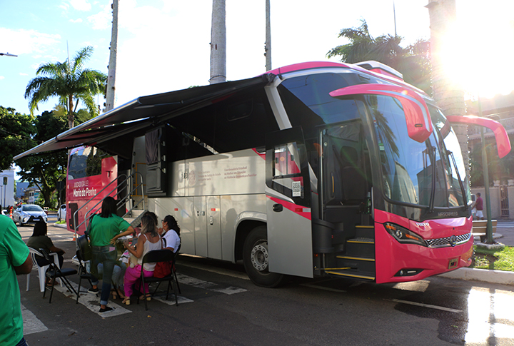 Ônibus da Lei Maria da Penha percorre o estado para combater a violência doméstica e familiar contra a mulher