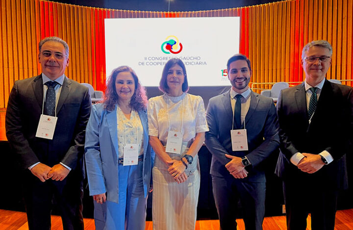 Núcleo de Cooperação Judiciária do TJES define estratégias e boas práticas tecnológicas de IA em congresso no RS