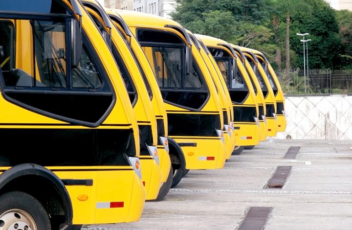 Transporte escolar é condenado por esquecer criança de 4 anos dentro de veículo