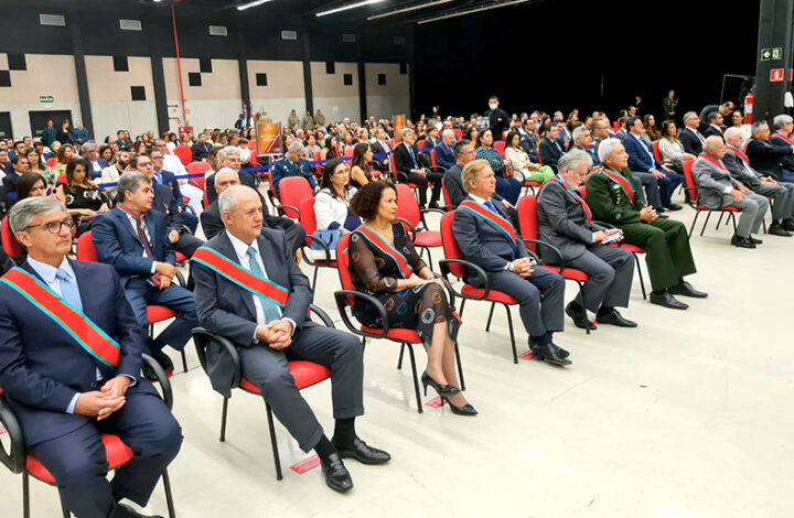 Presidente do TJES é homenageado com Ordem do Mérito Judiciário no Tribunal de Justiça do Mato Grosso do Sul