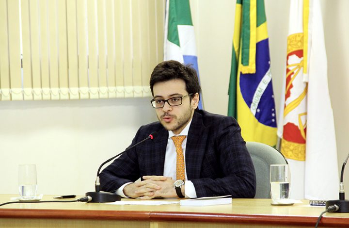 Emes e Ufes promovem palestra com o professor Georges Abboud sobre avanços e desafios de precedentes e repetitivos