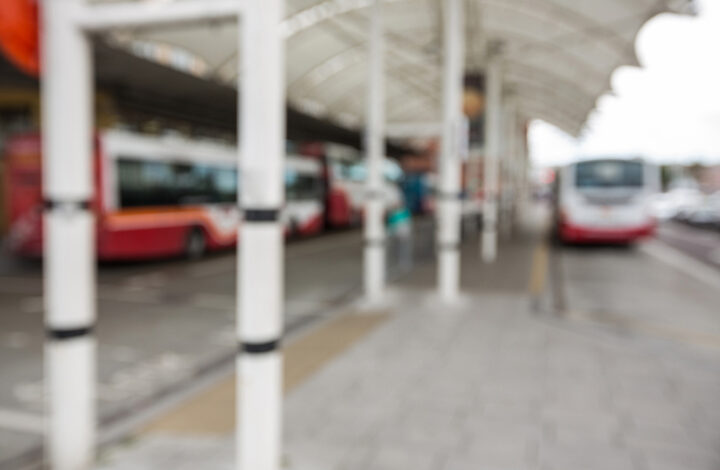 Vendedor que teve empadas derrubadas em terminal deve ser indenizado