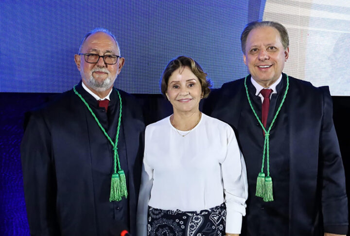 Presidente do TJES, Janete Vargas Simões, participa do evento de posse do Tribunal de Contas do ES