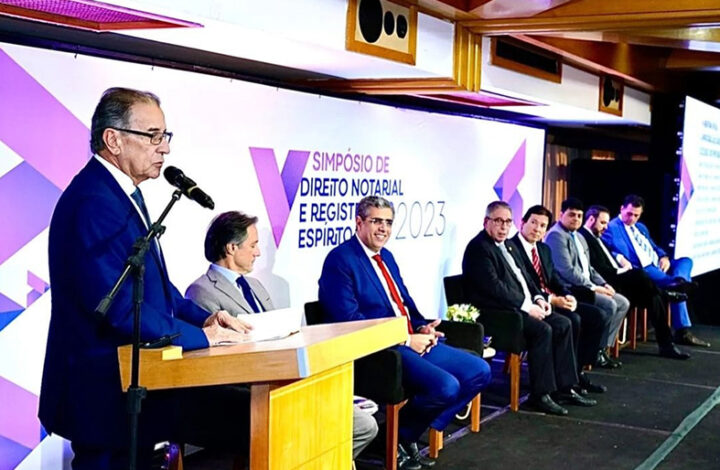 Corregedor-geral da Justiça participa do V Simpósio de Direito Notarial e Registral do ES