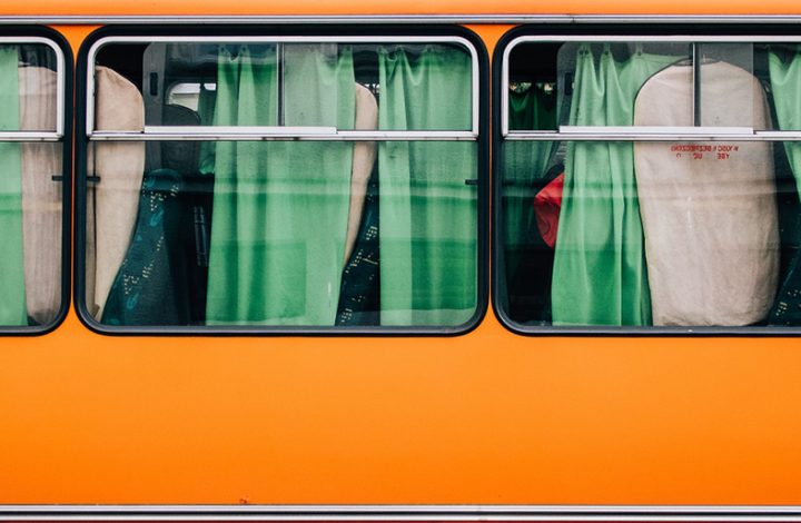 Após acidente entre dois ônibus, mulher deve receber indenização de R$3 mil em Vitória